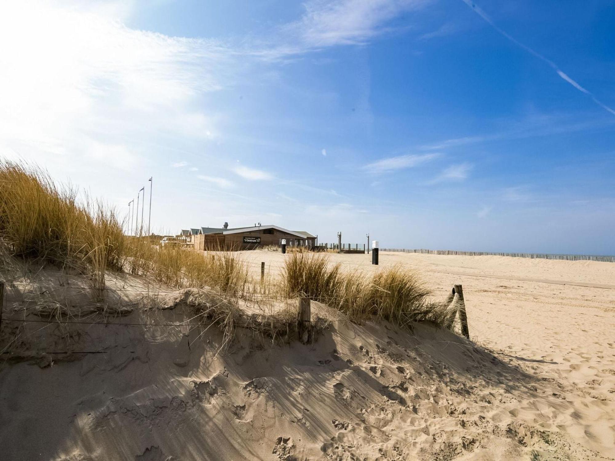 Apartment With Sea View And Parking In Katwijk Aan Zee Bagian luar foto